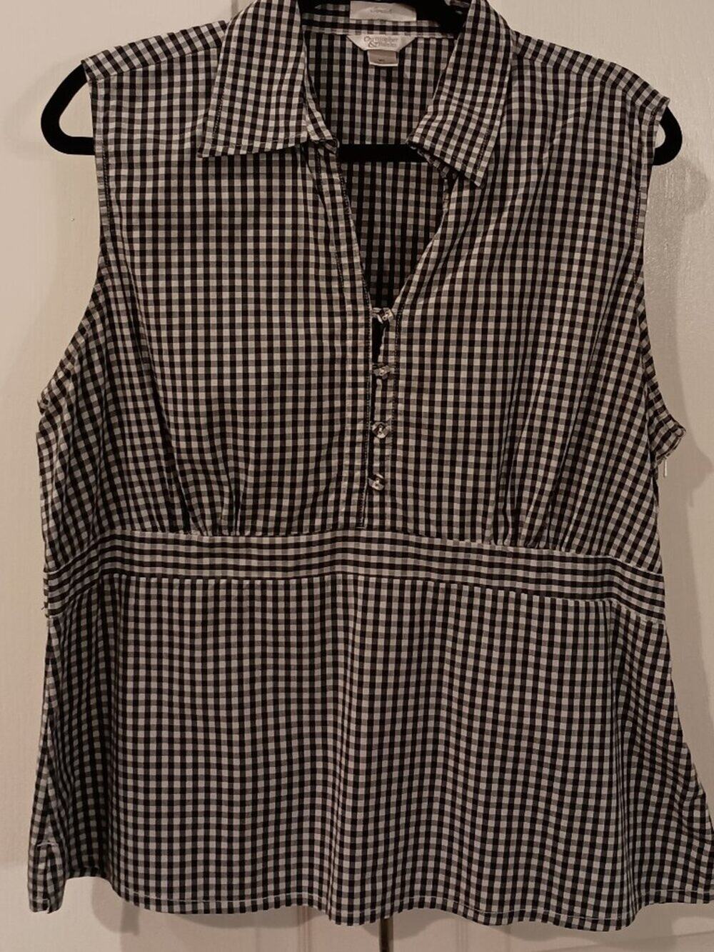 CHRISTOPHER & BANKS SLEEVELESS BLOUSE WITH SIDE ZIPPER, BLACK AND WHITE CHECKED